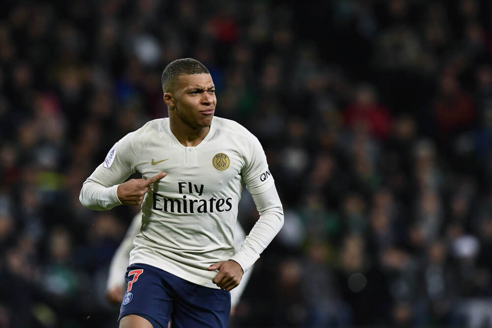 中国足球年度非官方总结, 症结仍在, 见到希望